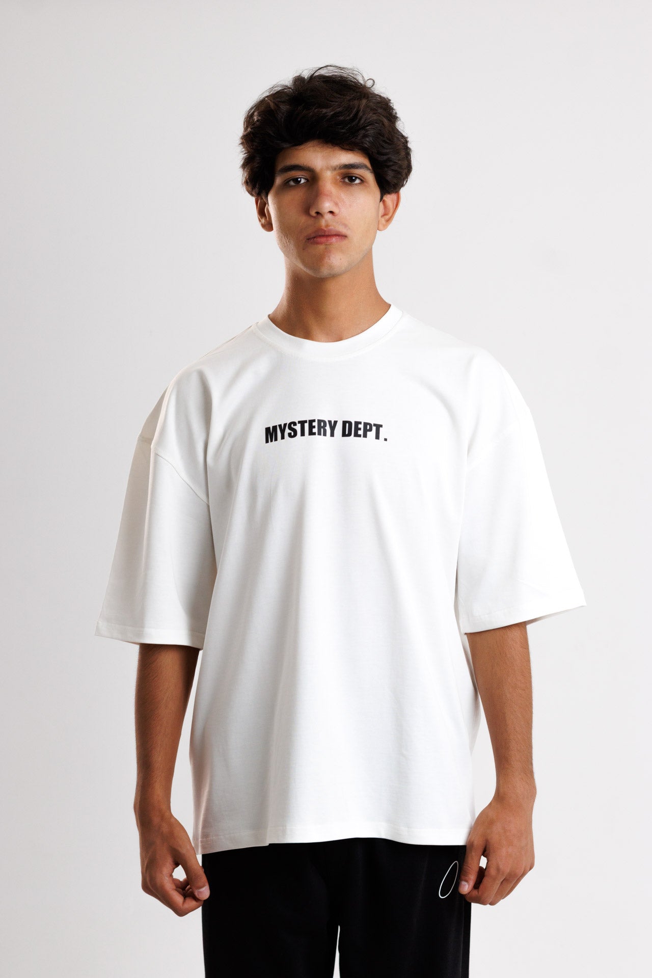 MYSTREY DEPT. Black&White Oversized Tee