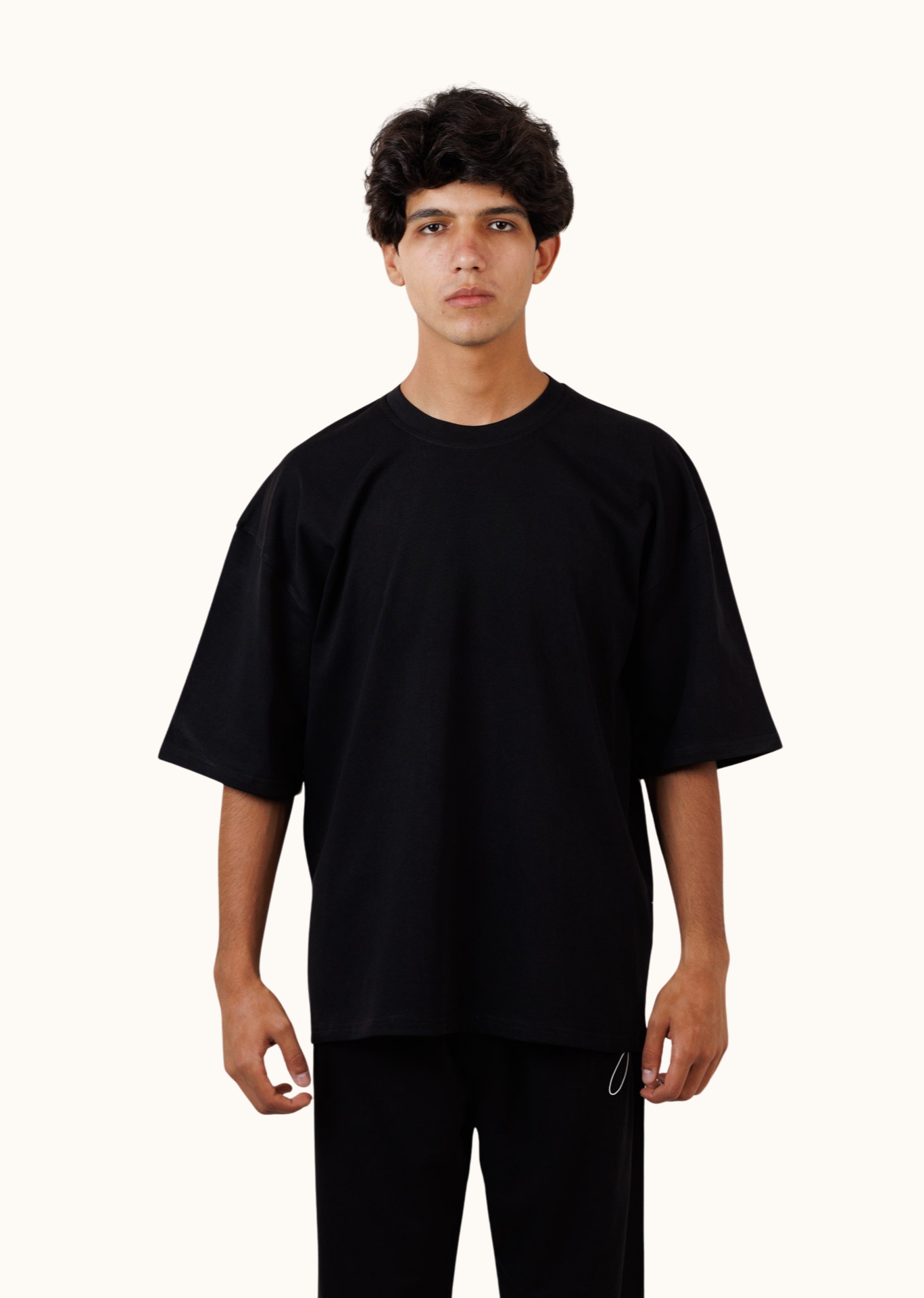 BLACK&WHITE Oversized Tee